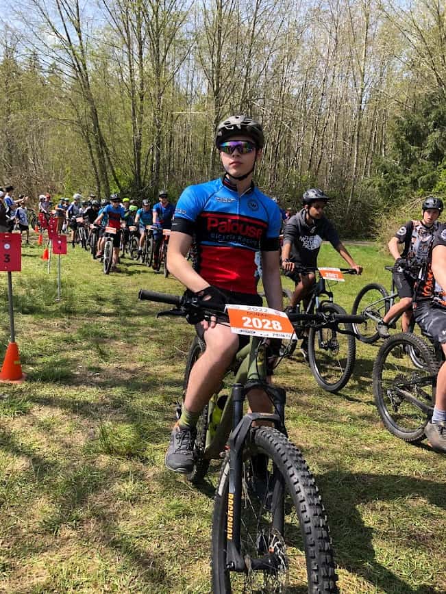 Bicycle racers lining up at race start